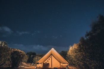 Glamping : quand luxe et grand air se rencontrent